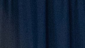 El alcalde Bill de Blasio y la primera dama Chirlane McCray, junto con otros funcionarios electos, celebran una conferencia de prensa para pedir una legalización justa del cannabis que promueva la equidad y la oportunidad para todos.