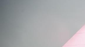 Aficionados celebran en el Obelisco de Buenos Aires la victoria de River Plate en la Copa Libertadores.