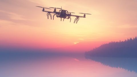 Muchos países se ven obligados a regular el uso de drones.
