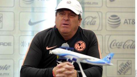 Miguel Herrera, técnico del América, está confiado en conquistar el título de liga