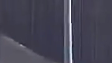 La Patrulla Fronteriza reporta más caídas de vallas.