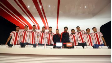 Chivas de Guadalajara presentó a sus nuevos jugadores de cara al torneo Clausura 2019 de la Liga MX