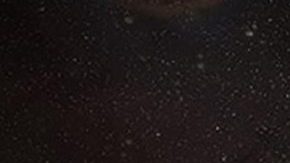 Una representación artística de New Horizons visitando Ultima Thule.