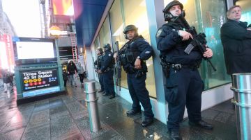 NYPD extrema medidas de seguridad durante celebración de Año Nuevo.
