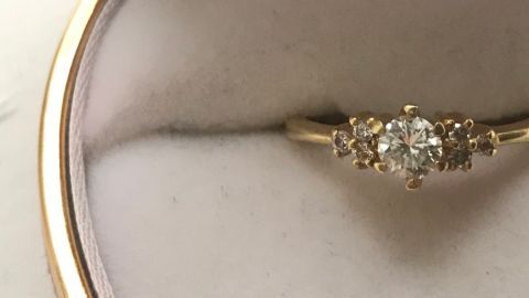 El anillo de compromiso extraviado