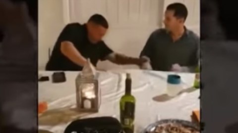 El momento en que Arguelles se desploma.