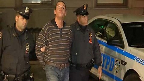 Relyn Estrada al ser detenido el sábado