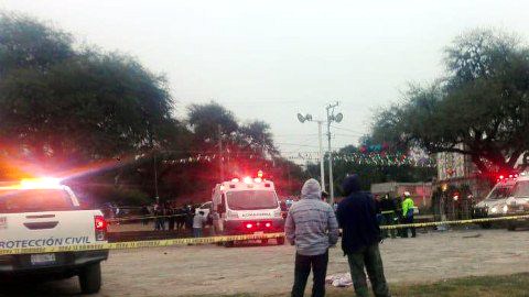 De las 55 personas heridas, varias están en graves condiciones.