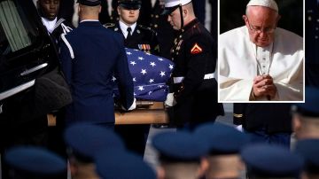 Hoy continúan los funerales de H.W. Bush.
