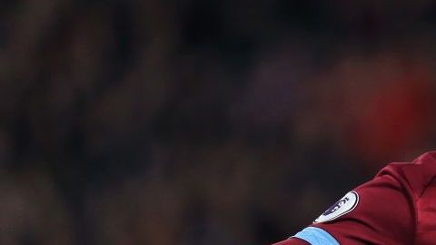 Javier "Chicharito" Hernández consiguió su cuarto gol de la temporada