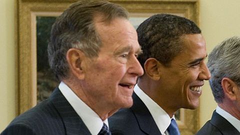 Los 5 expresidentes asisten al concierto en Texas. SAUL LOEB/AFP/Getty Images
