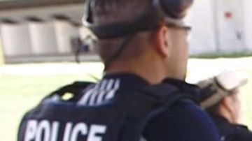 Los activistas también piden destinar menos recursos a ICE.