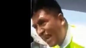 El agente resultó con algunas lesiones.