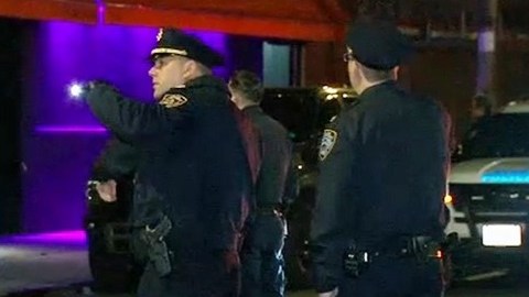 La policía busca al sospechoso