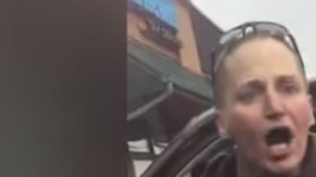 El incidente se reportó en un centro comercial enMcMinnville.