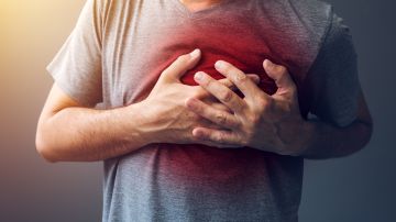 No solo el dolor en el pecho es señal de un problema cardíaco.