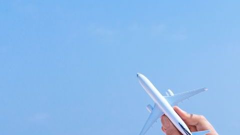 Si aún no compras tus boletos para viajar en Navidad, esto te servirá.