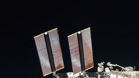 La Estación Espacial Internacional fue lanzada el 20 de noviembre de 1998.