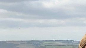 La familia Carter: (de derecha a izquierda) Claire, Martin, Sarah, Nathan y el responsable del experimento, Matthew.