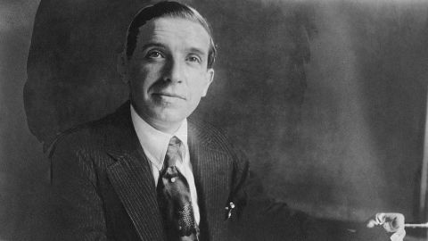 Carlo Ponzi logró convertirse en millonario en pocos meses.