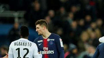 Jugadores del Guingamp celebran su triunfo 2-1 sobre el París Saint-Germain en la Copa de Francia.