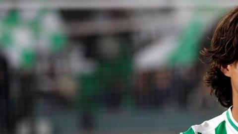 Diego Lainez fue presentado como nuevo jugador del Real Betis