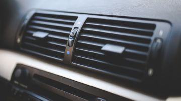 Las mangueras del sistema de calefacción se encuentras en muchos lados, desde el radiador del motor hasta tu tablero