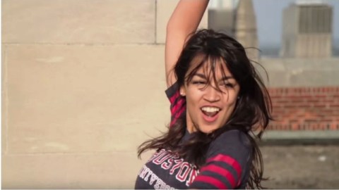 Alexandria Ocasio-Cortez cuando era una universitaria en Boston