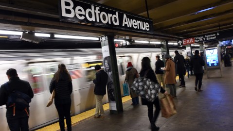 Estación Bedford Avenue, en Williamsburg, Brooklyn