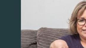 Bienias dio a luz dos niñas y un niño.