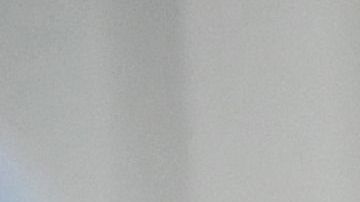 Trump dice que mantiene su plan del muro.