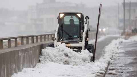 La tormenta dejará hasta 12 pulgadas de nieve en unos estados.