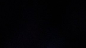 Damyean Dotson #21 y Tim Hardaway Jr. #3 defienden a Treveon Graham #21.