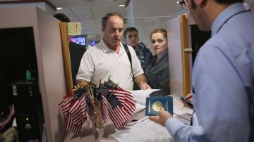 Se verán afectados cerca de 15 millones de extranjeros que solicitan visa cada año