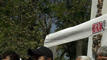 Los padres de los 43 mantienen su reclamo de justicia.