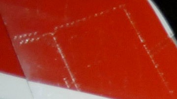 El avión fue remolcado dos días después