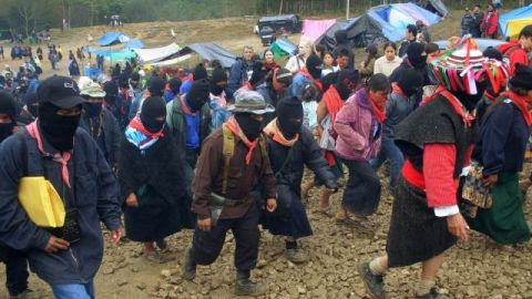 Uun grupo del Ejército Zapatista de Liberación Nacional (EZLN), en la zona montañosa de Chiapas.