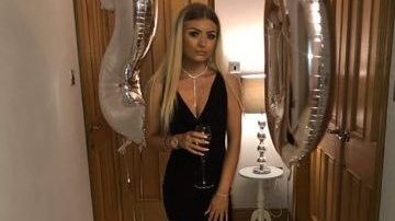 Evidenció a su novio infiel por Twitter.