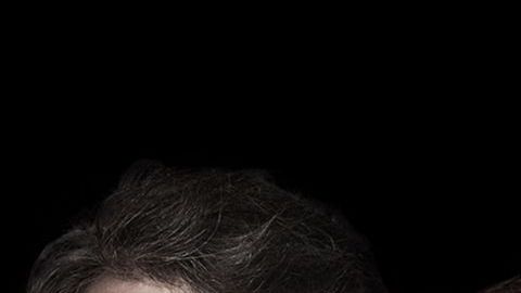 Serie "Jugar con fuego"