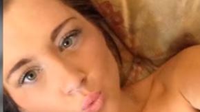 Emily Nicholson jamás se imaginó que su novio le hiciera algo así.