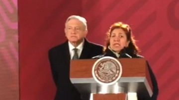 AMLO (izquierda) reiteró que protegerán a quienes son víctimas de violación a derechos humanos.