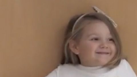 Así de felices posan las niñas, ya en remisión del cáncer.