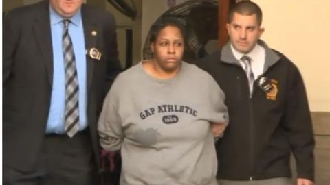 Tenisha Fearon al ser detenida en octubre de 2015