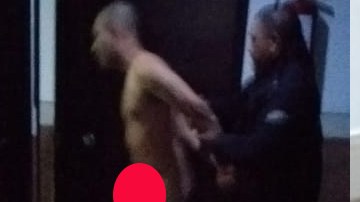 Una escena grotesca.