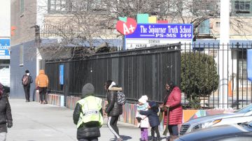 PS 149 - Sojourner Truth en la Calle Oeste 117 en Harlem. Escuela afectada por las medidas del alcalde.