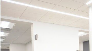 Estar sentado demasiado horas al día tiene consecuencias negativas para la salud.