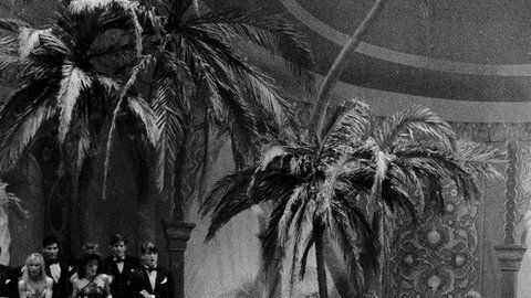 105345953_gettyimages-569184425