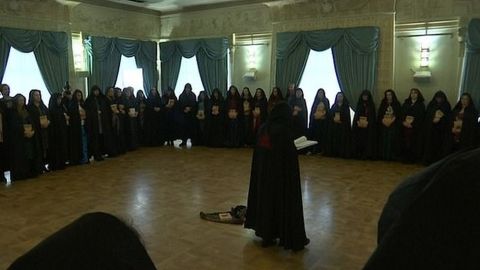 Alyona Polyn es la creadora de la que se autodefine como mayor organización de brujas de Rusia.