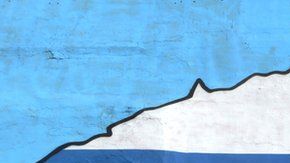 Moscú se anexó la península de Crimea en 2014, Ucrania la reclama.