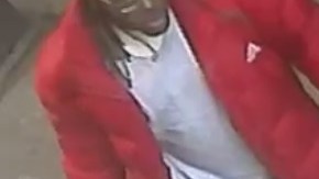 Sospechoso de exponer sus genitales a menor en tren 7.